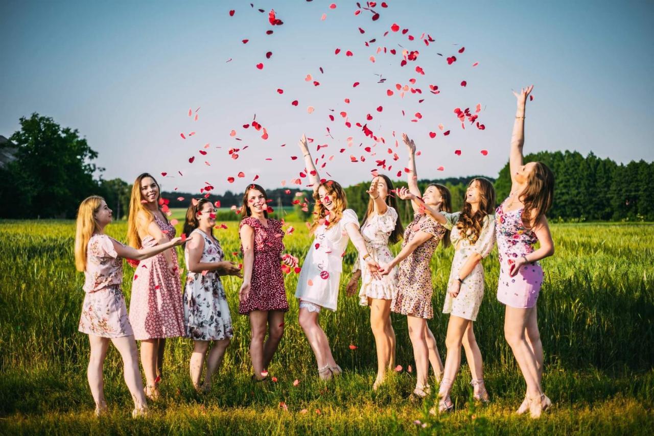 Farma Aktywnego Wypoczynku Dagaspa Repki Exterior foto